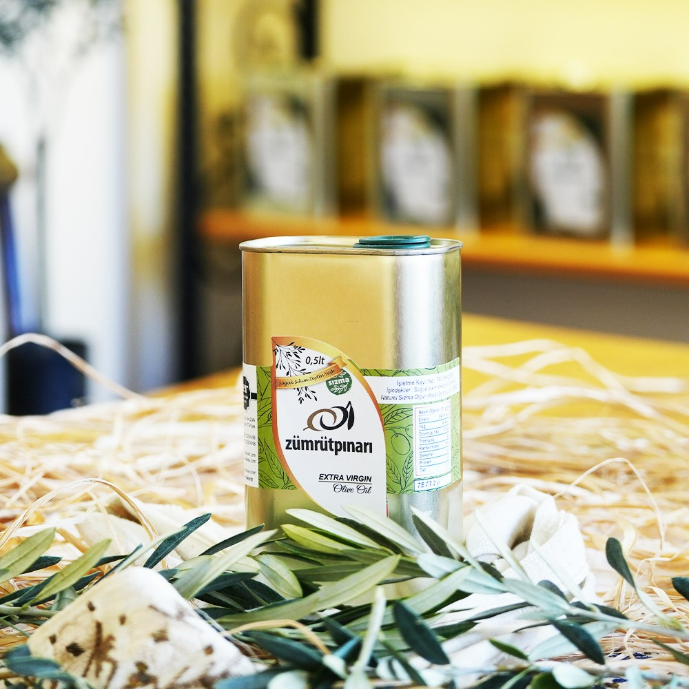 Natürel Sızma Olgun Hasat Soğuk Sıkım Zeytinyağı 0.5 Lt - Teneke